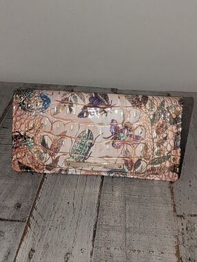 NWT Brahmin Ady Hill Garden Melbourne Wallet